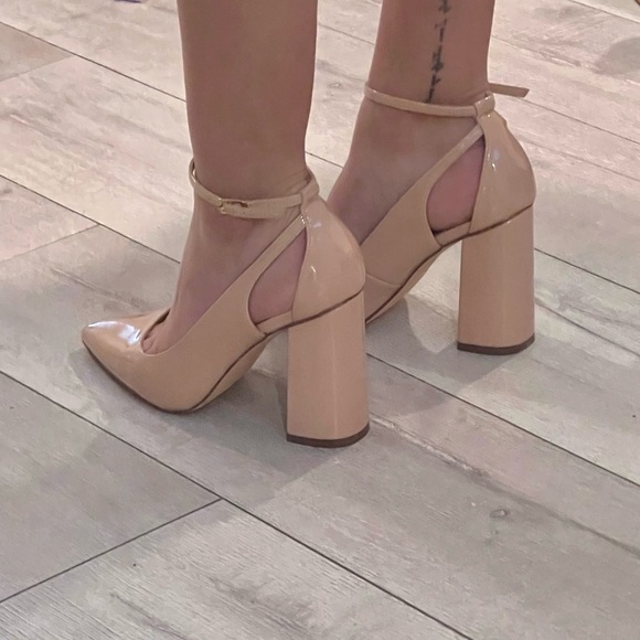 Ankle strap heels - Picture 4 of 8